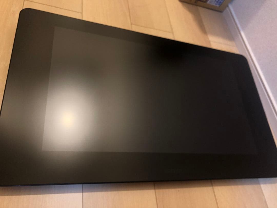 Zzz　wacom Cintiq Pro 24