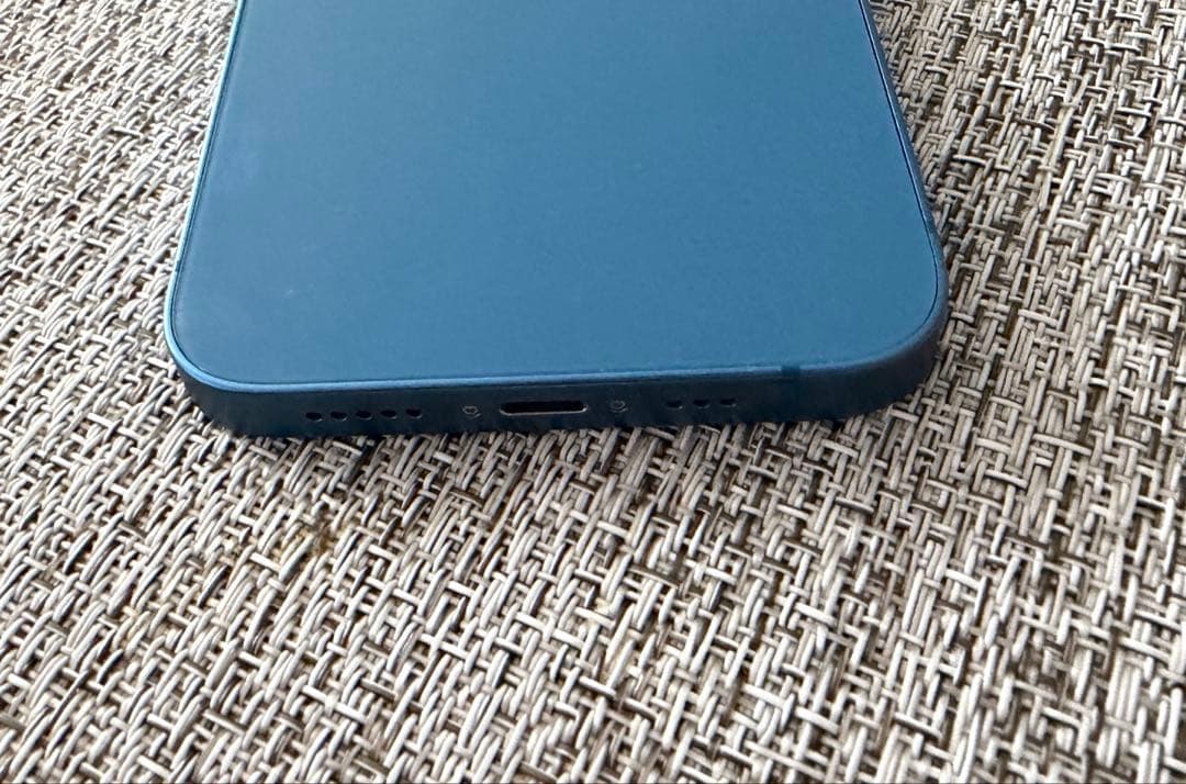 iPhone 13 128GB 本体　ブルー