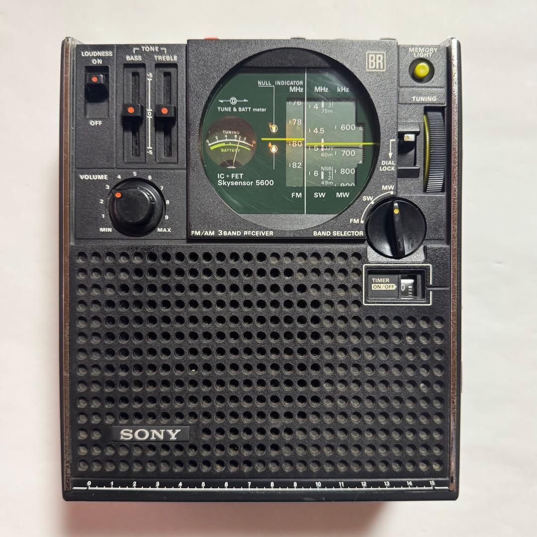 SONY 3バンドBCLラジオ　スカイセンサー　ICF-5600 【ジャンク】