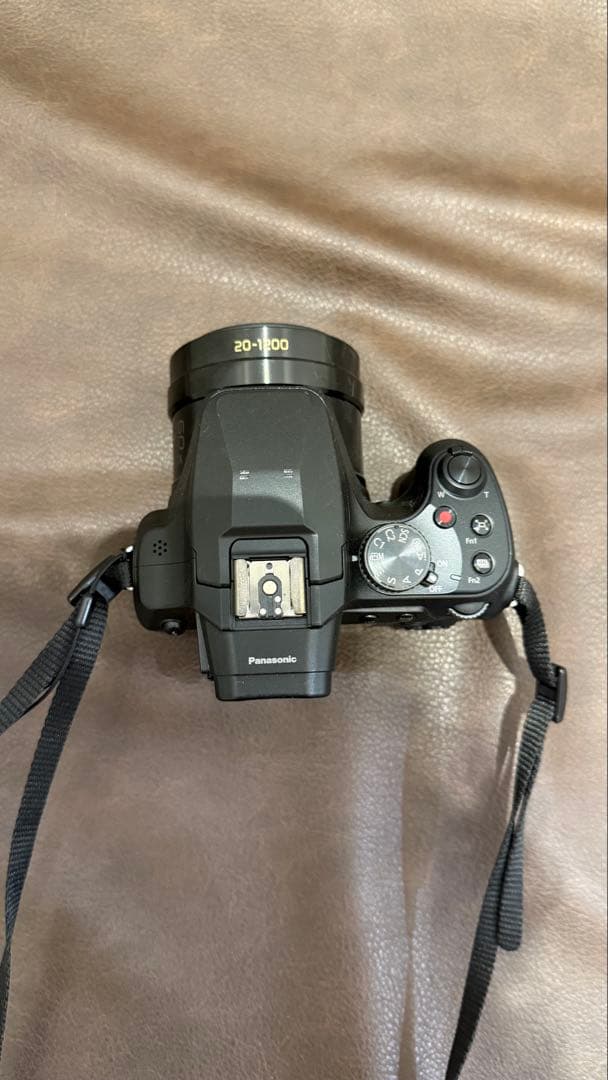 【新品同様】Panasonic DC-FZ85D デジタル一眼レフカメラ