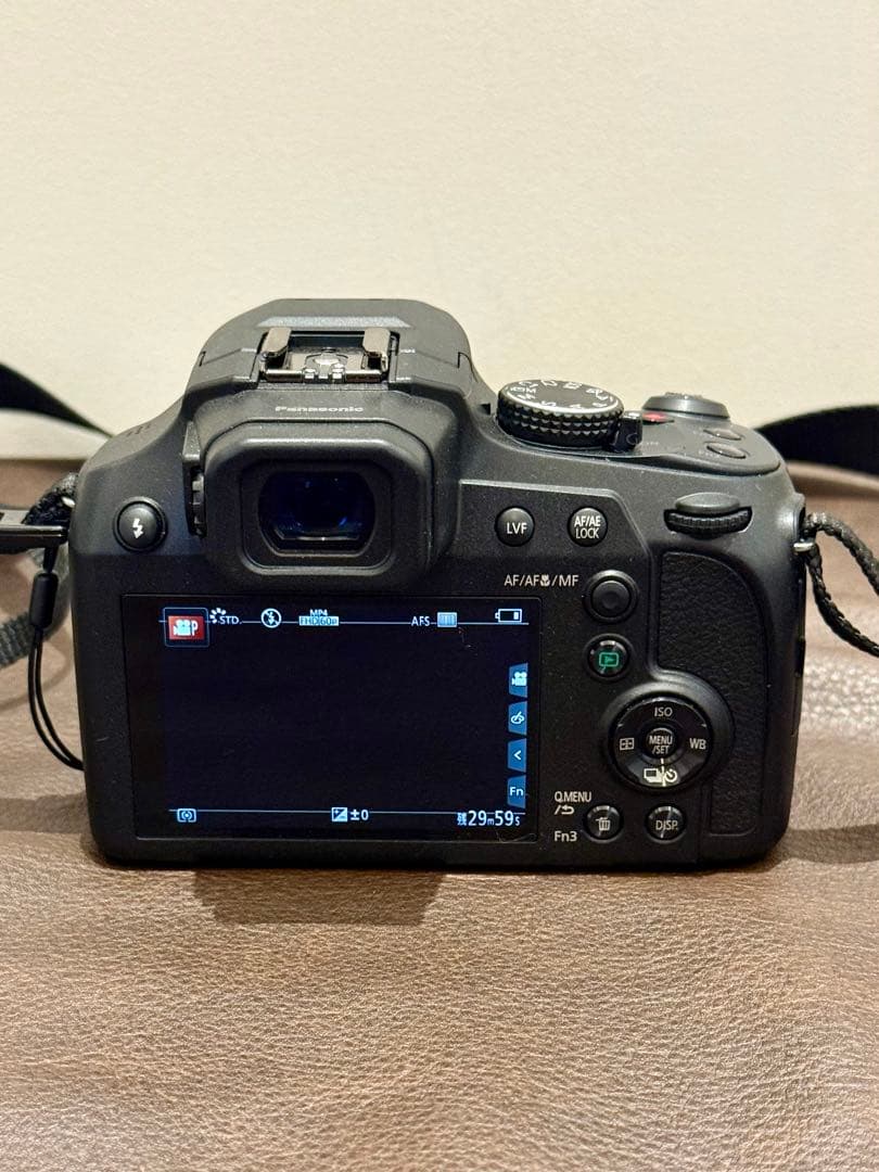 【新品同様】Panasonic DC-FZ85D デジタル一眼レフカメラ