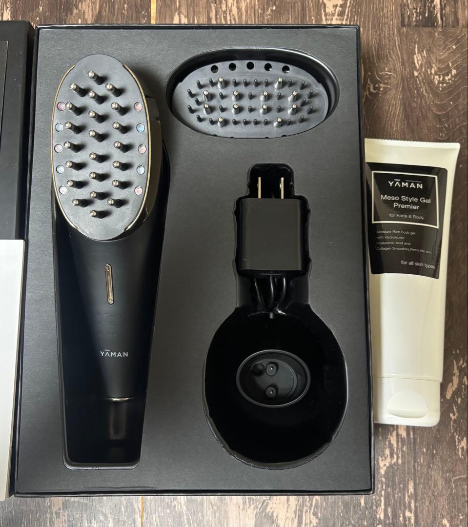 【大幅値下げ！】YA-MAN ヴェーダスカルプブラシ　BS for Salon