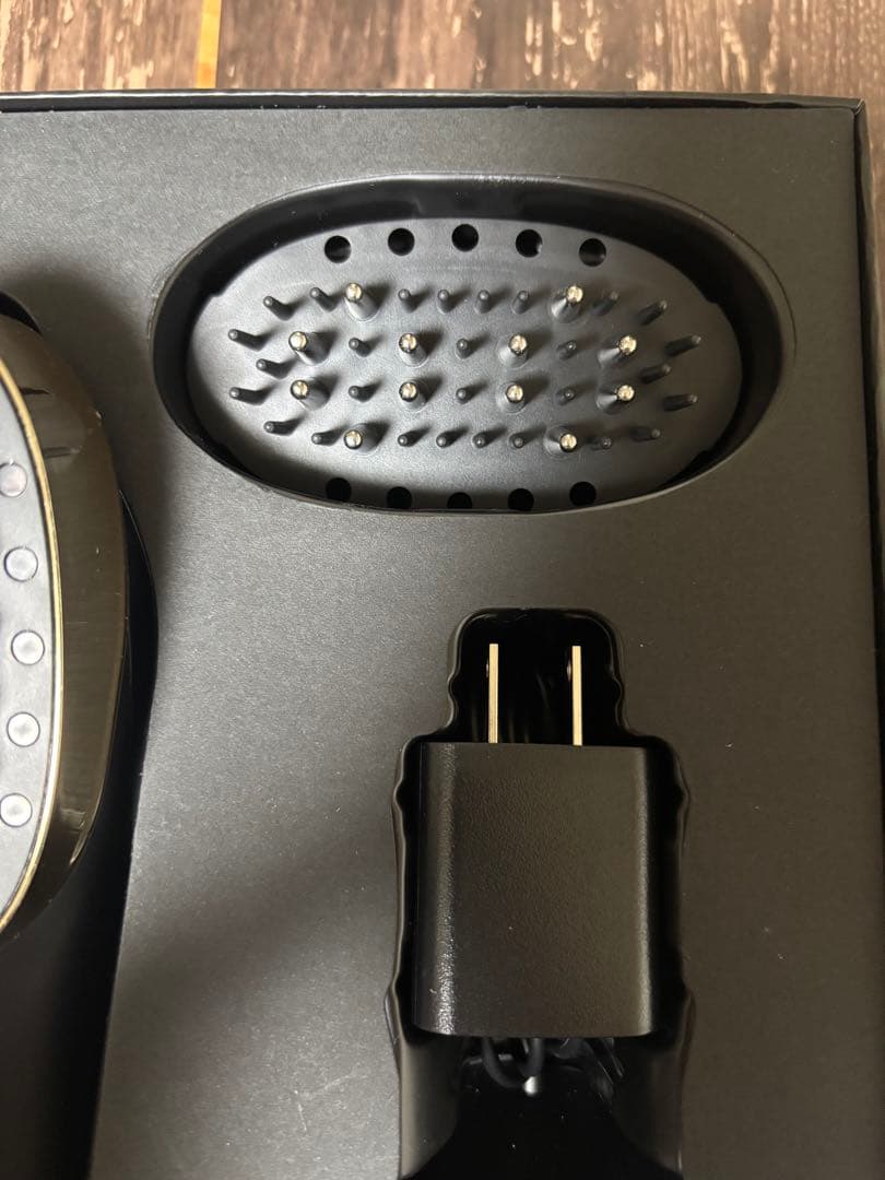 【大幅値下げ！】YA-MAN ヴェーダスカルプブラシ　BS for Salon