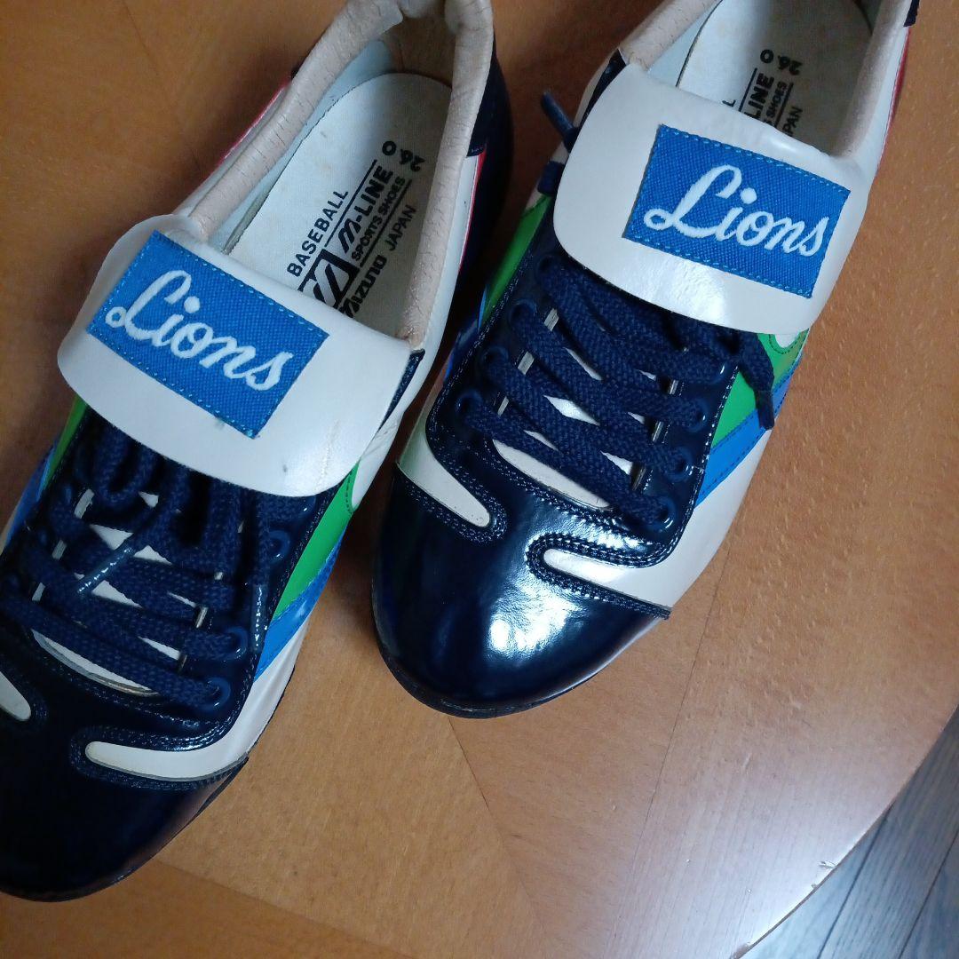 西武ライオンズのシューズ
