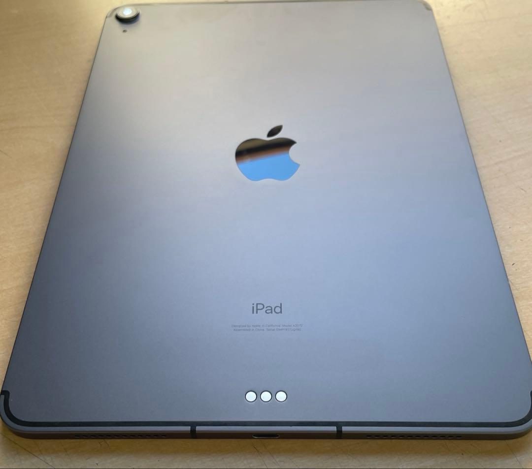 iPad Air 第4世代 A2072 cellular グレイ　64GB 美品