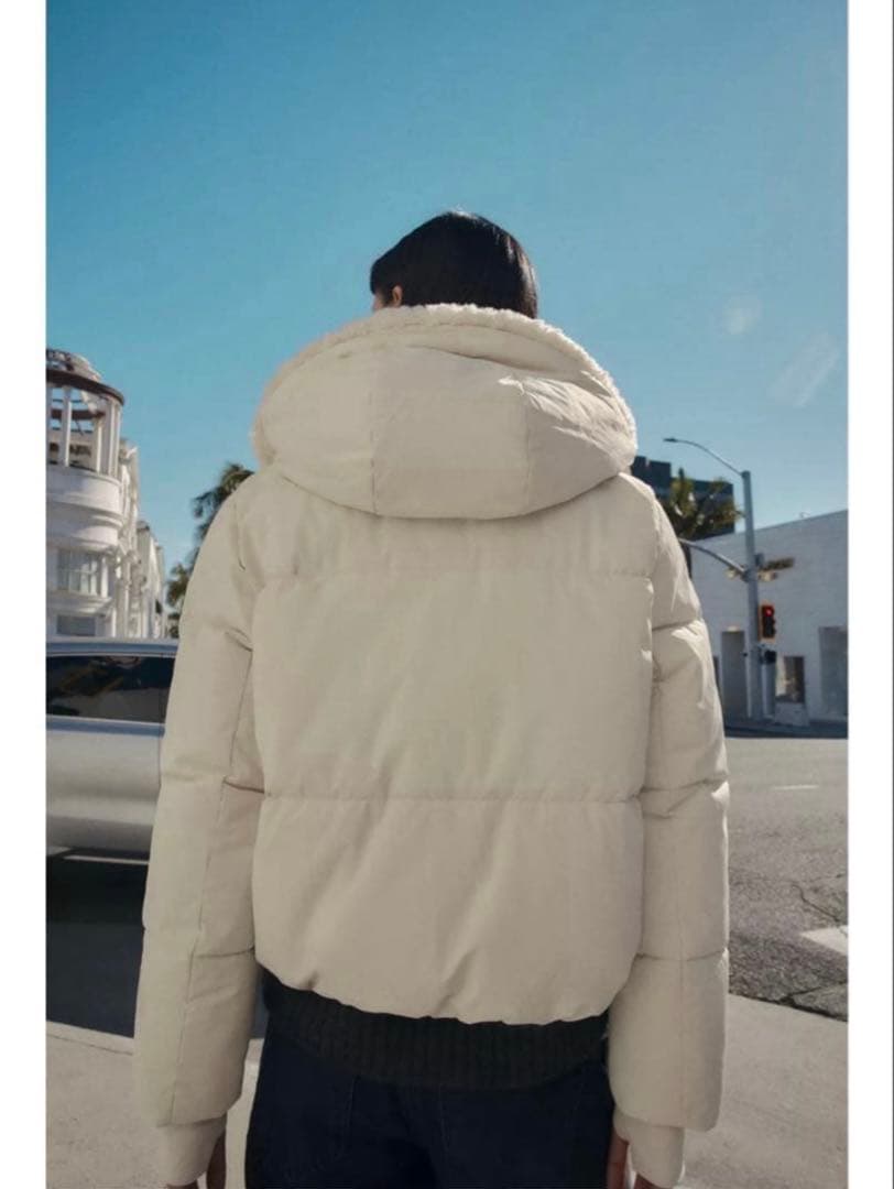 y*様 ZARA フェイクシープスキンフード付き撥水ウィンドブレーカーアノラック