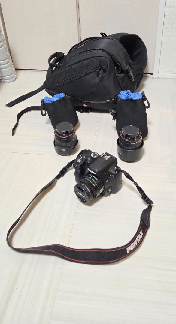 PENTAX K-50 デジタル一眼レフカメラ ダブルズームキット+単焦点レンズ