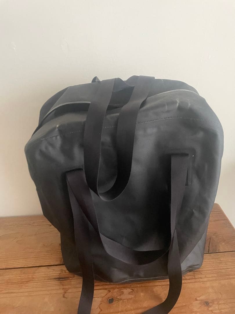 アークテリクスヴェイランス　トートバック