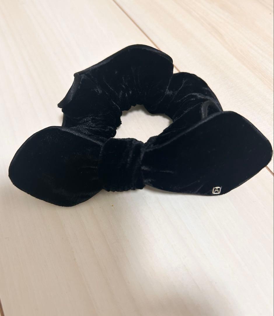 アレクサンドルドゥパリ ブラック リボン ベルベット シュシュ