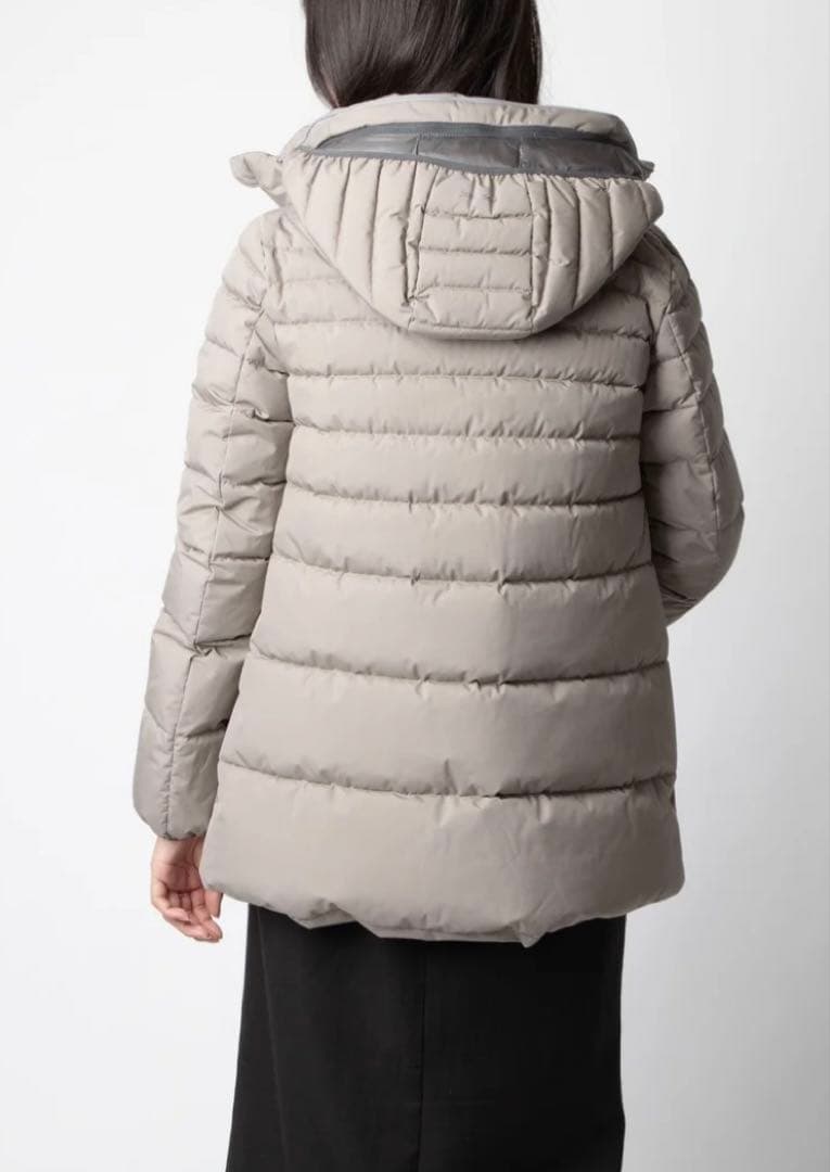 Herno ヘルノ　　ラミナー　Laminar