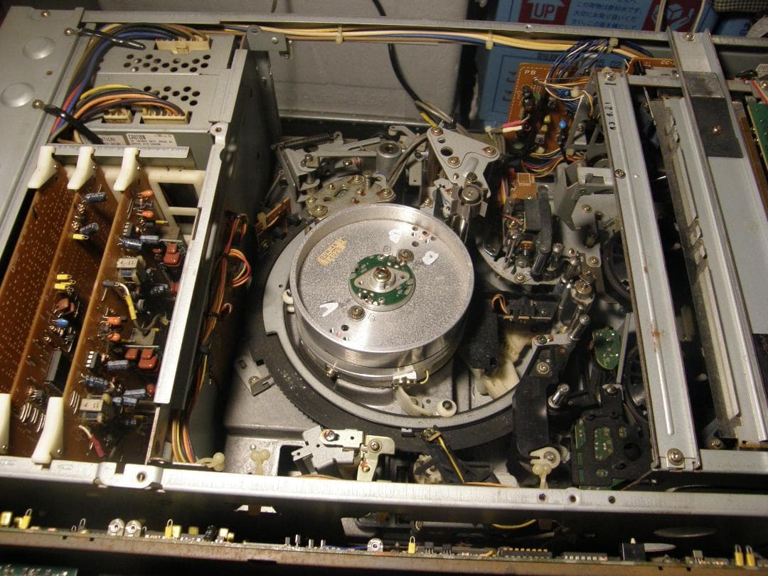 ソニー　Ｕ－ＭＡＴＩＣＳＰ　BVU-900中古ジャンク品の出品です。