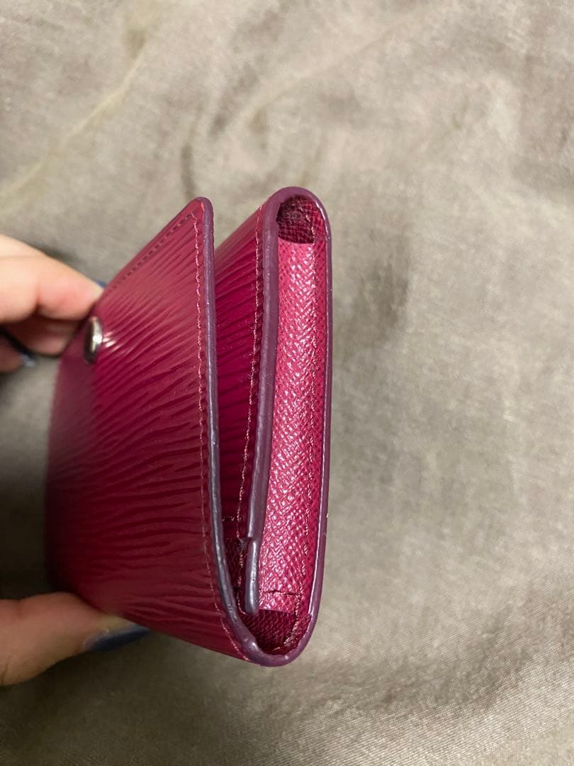 ゆっきぃ　Louis Vuitton 名刺入れ ワイン色