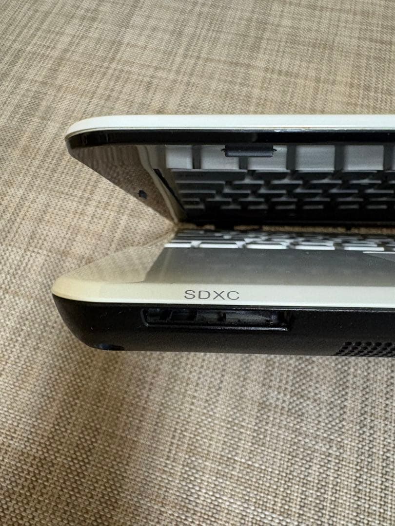 Windowsノート本体 NEC Lavie PC-LS550SSW-YC