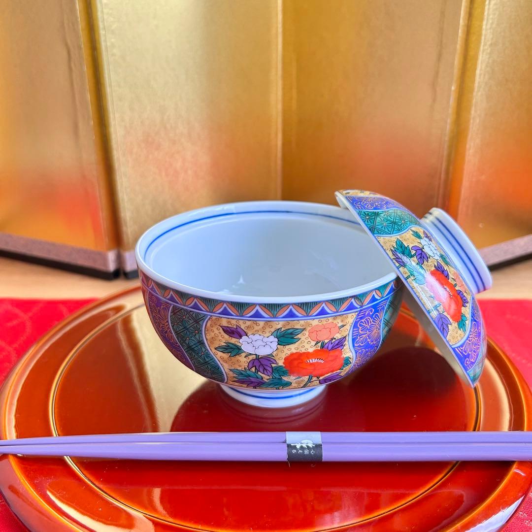 【未使用品】有田焼　金彩古伊万里　南山窯　花祥瑞　蓋付き丼ぶり５客　多様丼　腕揃