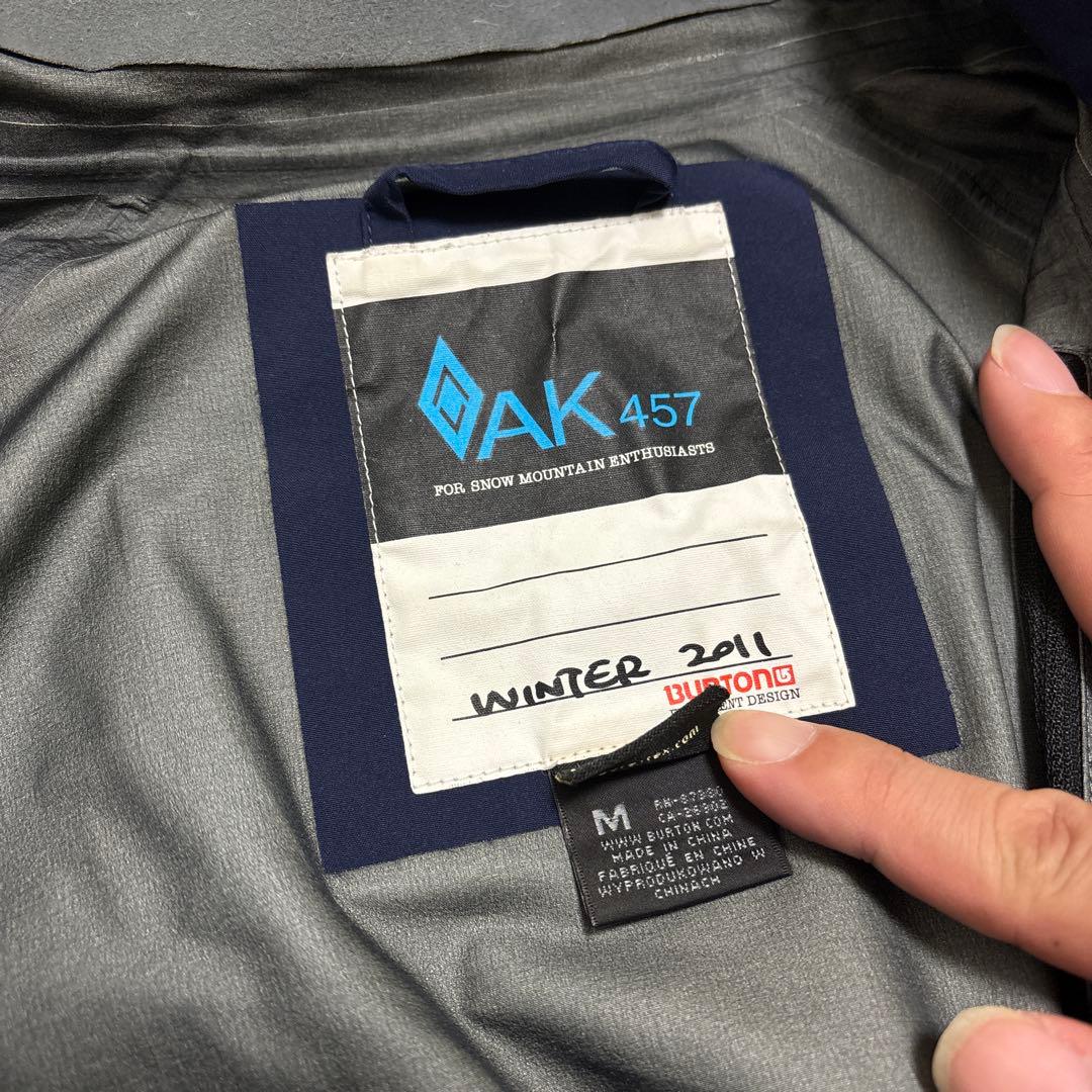 値下げ　美品　バートン　BURTON AK457 ゴアテックス　メンズ上M下S
