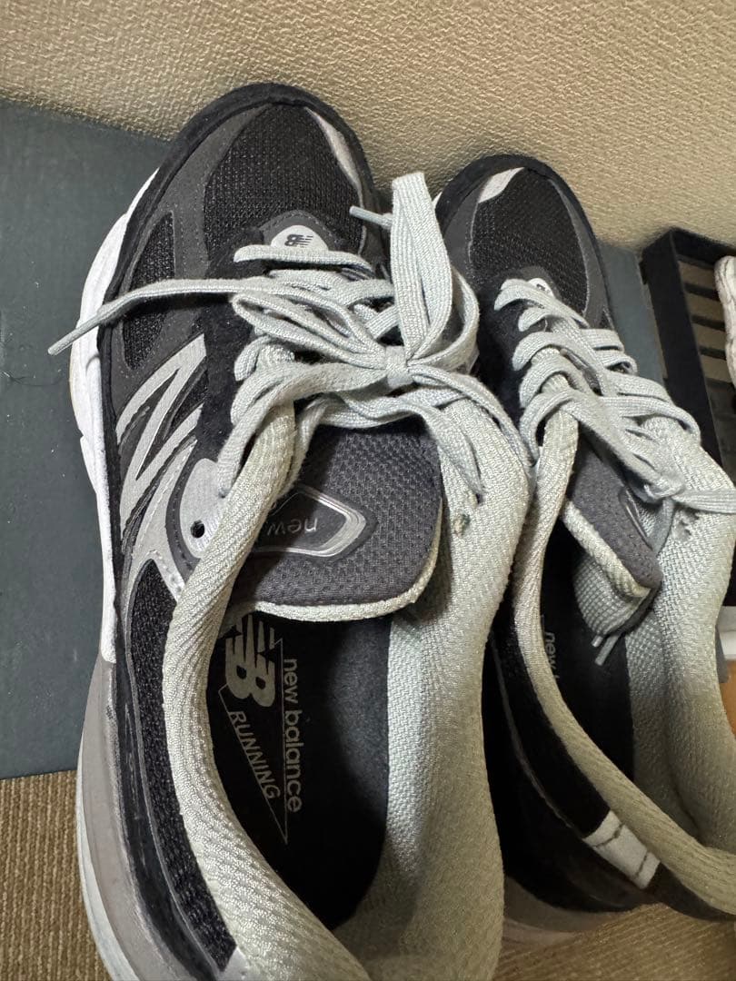 New Balance 990 黒/グレー