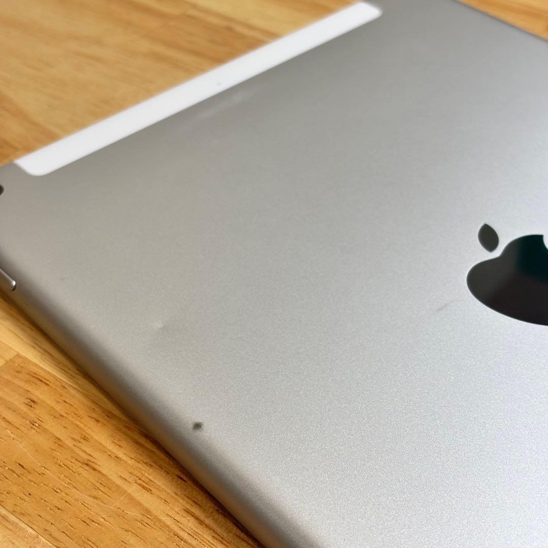 iPad 第7世代 32GB SIMフリー 本体のみ