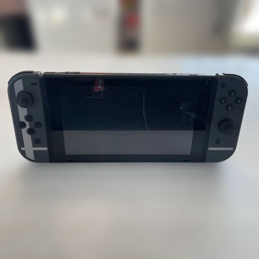 #101 Nintendo Switch 本体 + NieR:Automata