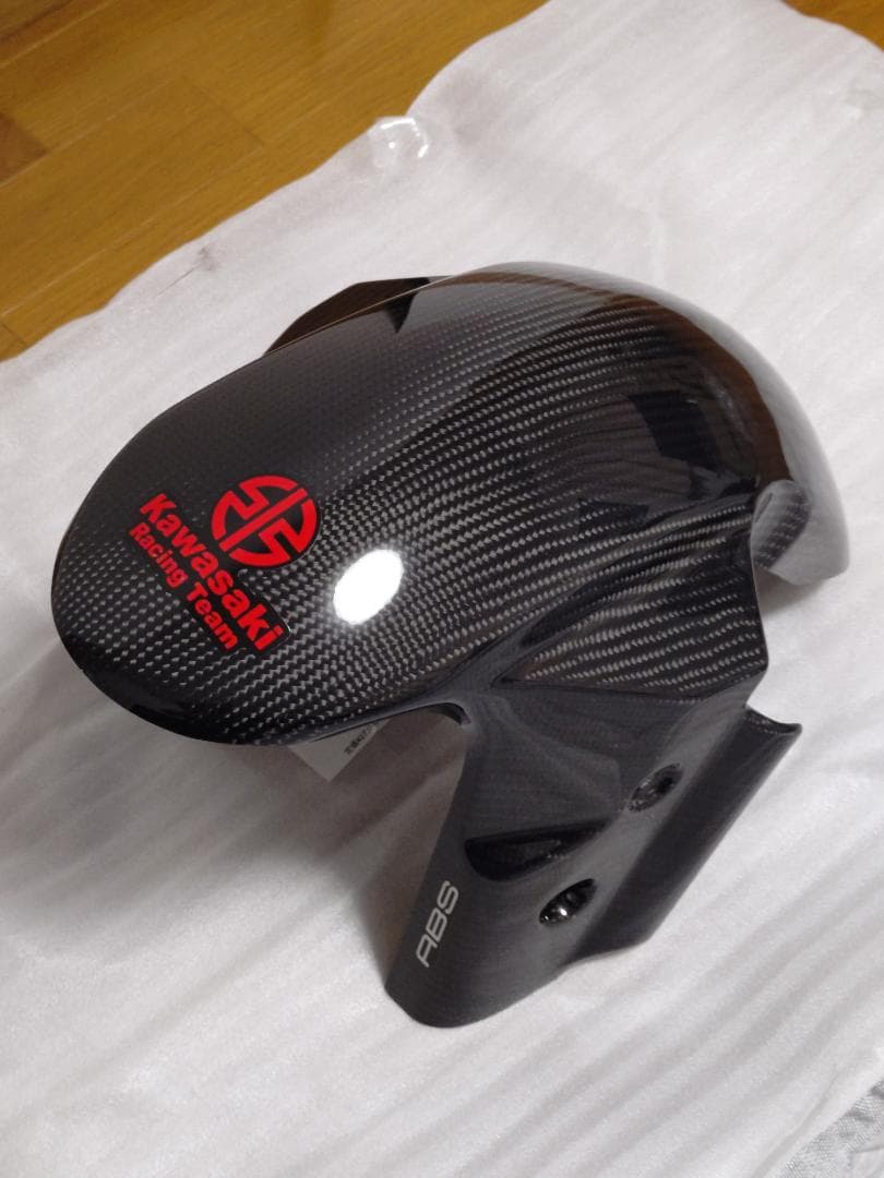 ZX-25R マジカルレーシング カーボンフロントフェンダー 綾織り艶あり