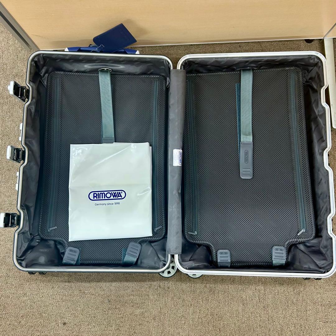 【新品未使用】リモワ　リンボ64L　3〜5泊キャリーケース スーツケース 　4輪