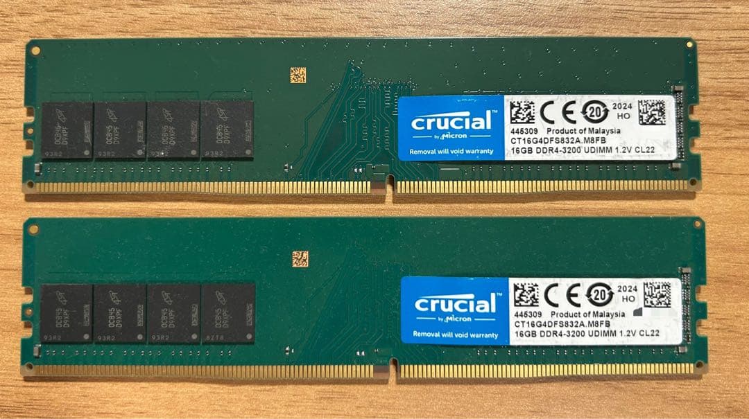 Crucial DDR4 3200 16GB x 2枚(32GB)