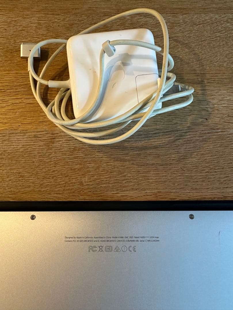MacBookAir 13インチ Early 2015シルバー