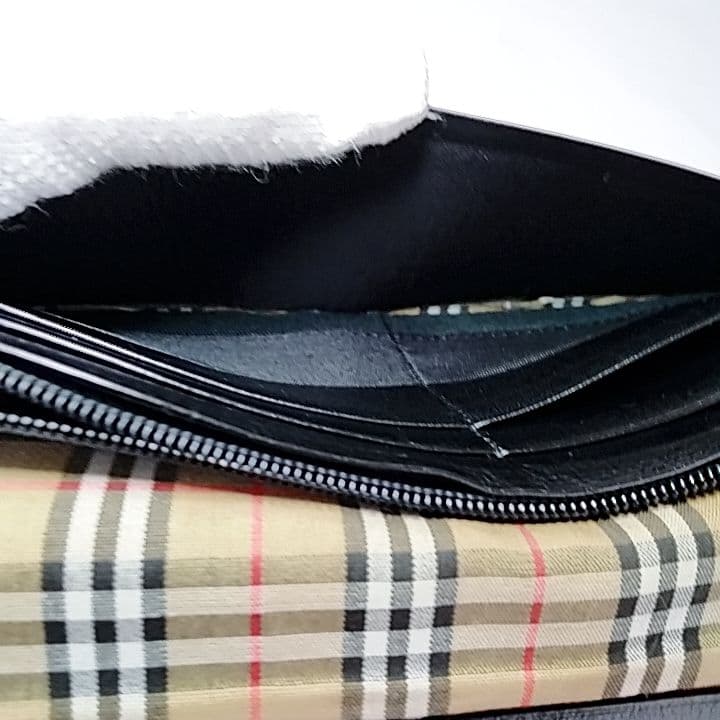 【超美品】BURBERRYS 長財布 ブラック 羊革 裏地ノバチェック