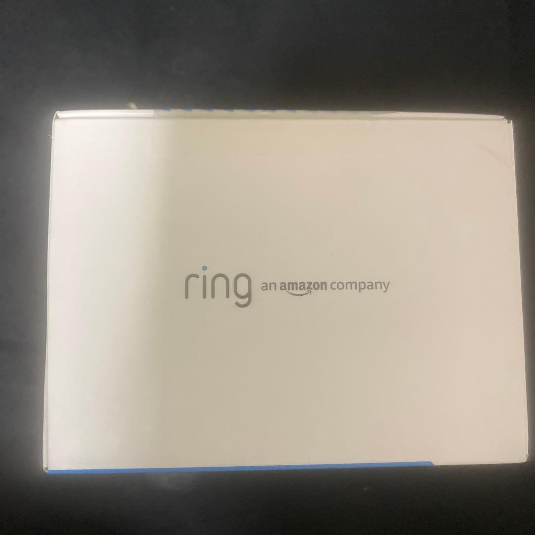 Ring Spotlight Cam Plus バッテリー式防犯カメラ