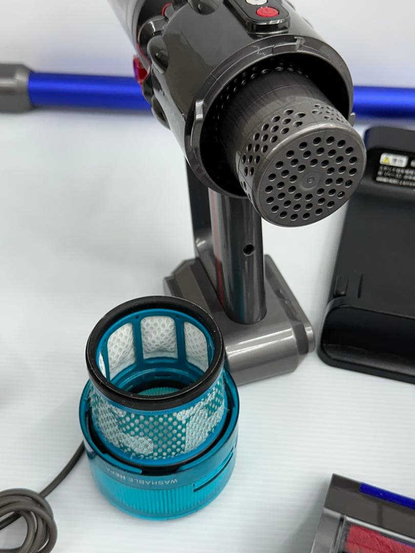 2023年製　ダイソン掃除機　SV21 本体　ヘッド　パイプ　スタンドセット