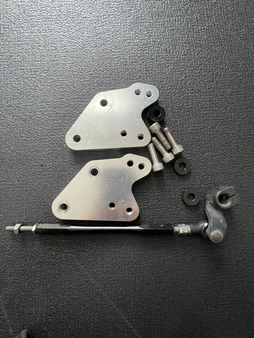 GSX-R125 バックステッププレート　ベビーフェイス(BABY FACE)