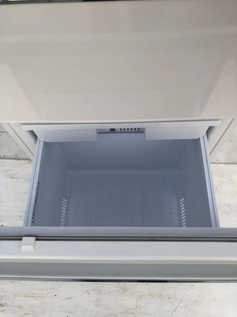 三菱 3ドア冷蔵庫 MR-CX33C-W 2017年製 ホワイト系