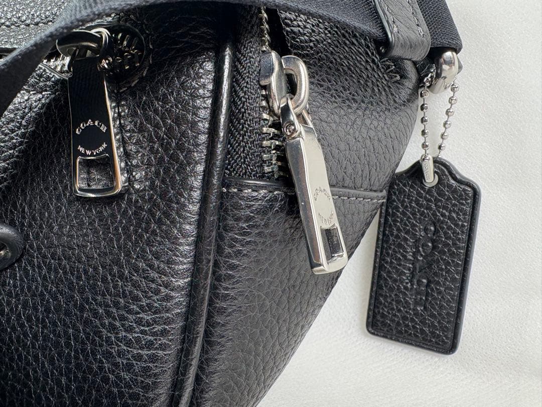 【中古美品】コーチ CJ507 エリアス ボディバッグ ポーチ付　メンズ レザー