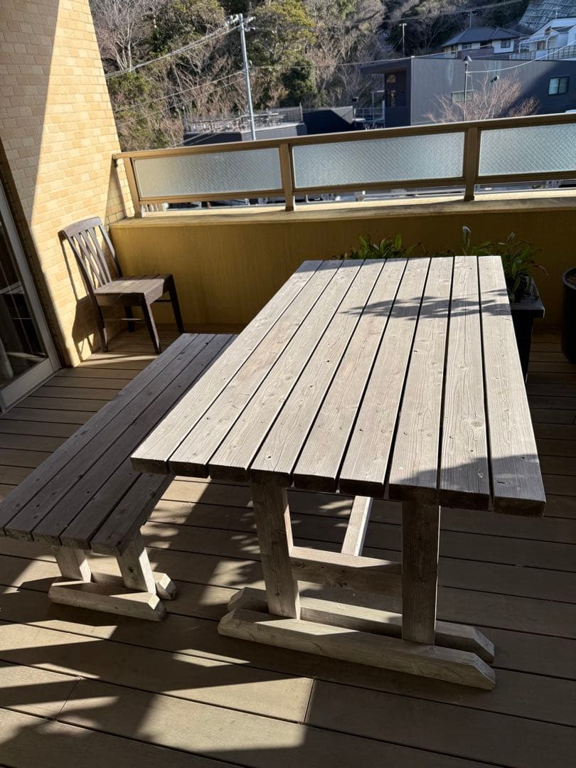 木製ガーデンテーブル