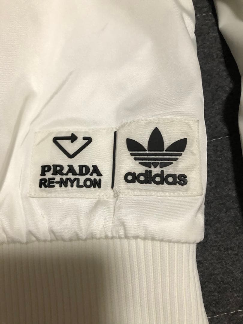 PRADA adidas RE-NYLON ジップジャケット プレート3本ライン