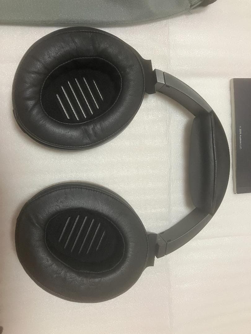 ジャンク　AUDEZE EL8 Black Open 有線ヘッドホン 収納袋付き