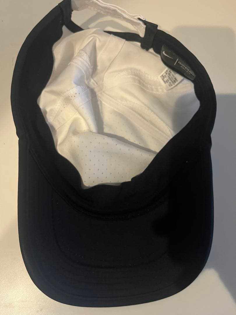 ナイキ　NIKE コート エアロビル フェザーライト キャップ　テニス