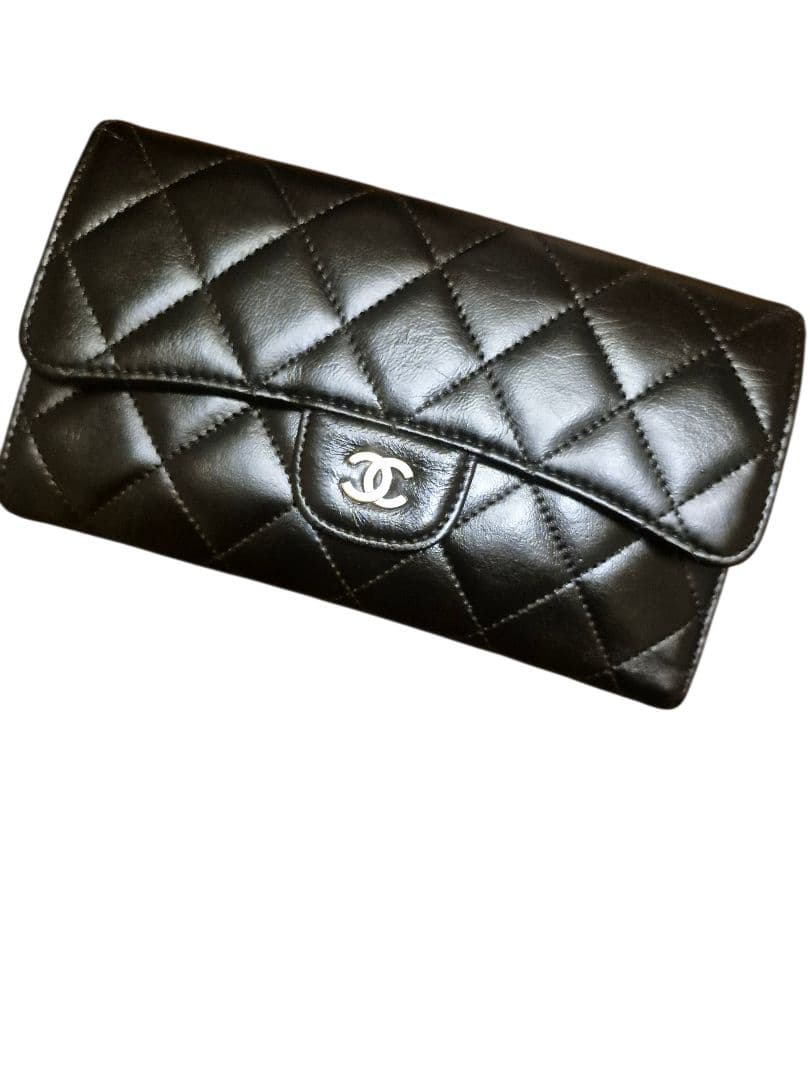 CHANEL　シャネル　マトラッセ　ラムスキン　長財布
