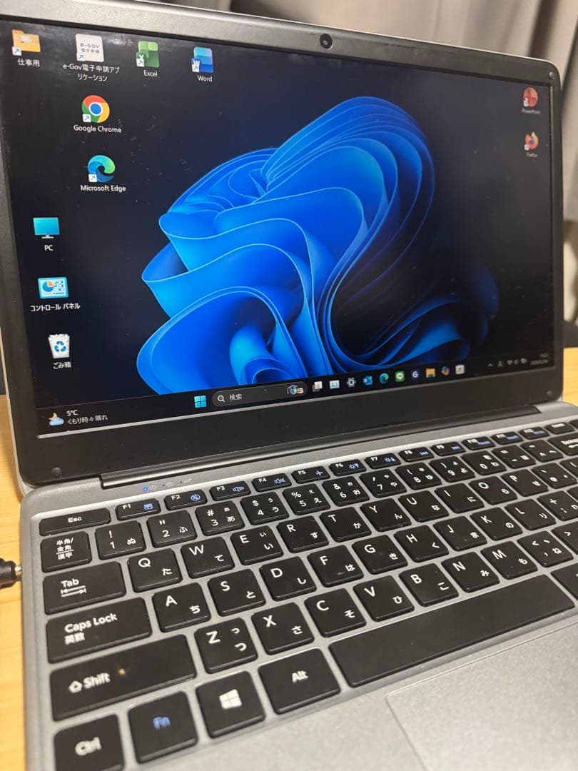 ゆ*ー様 Windows 11搭載 CHUWI HeroBook Pro