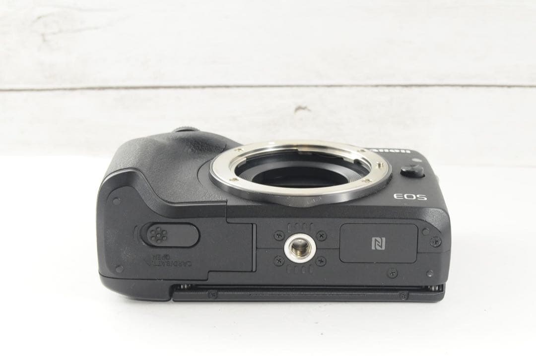 ❤️人気ミラーレス❤️Wi-Fi &自撮り❤️Canon EOS M3