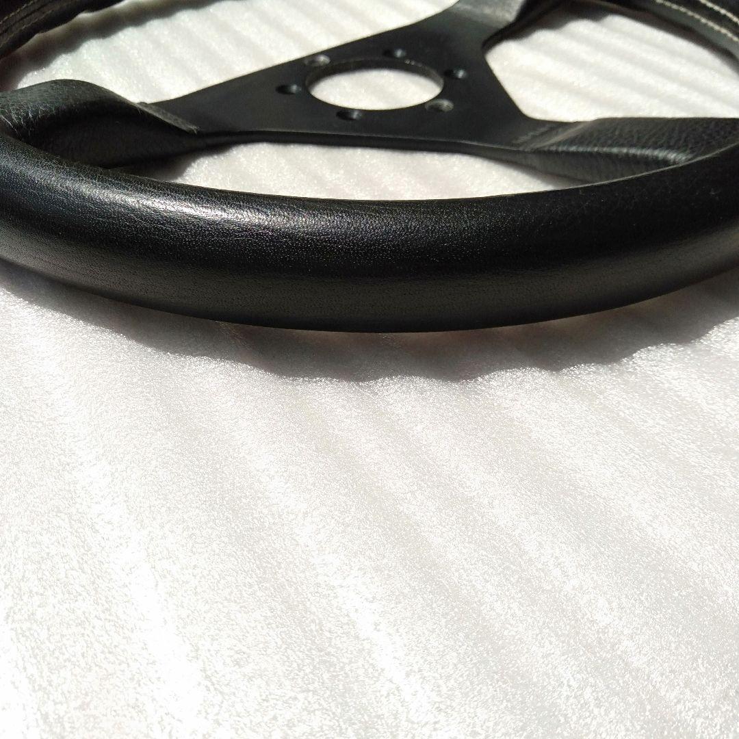 momoステアリング V35 KBA70068（ハンドル）