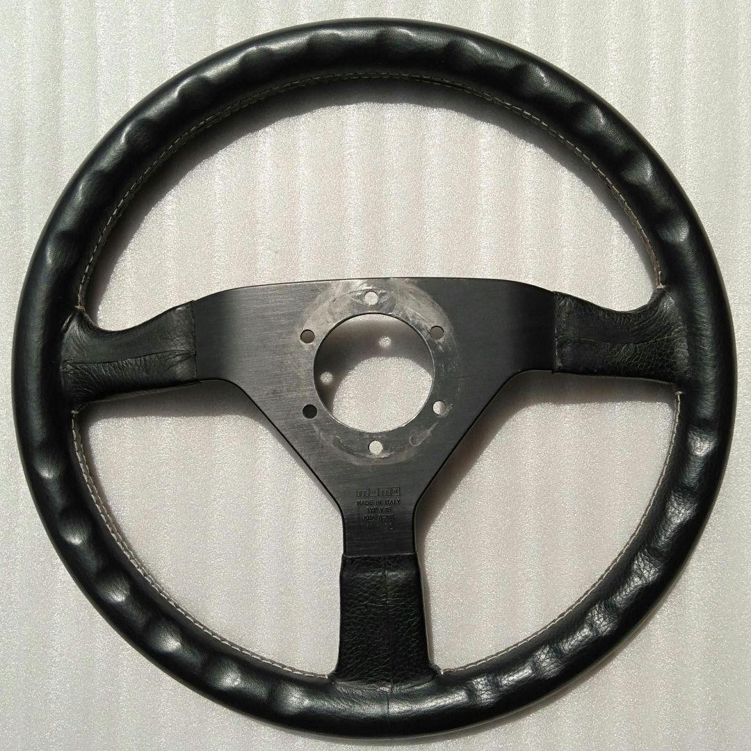 momoステアリング V35 KBA70068（ハンドル）