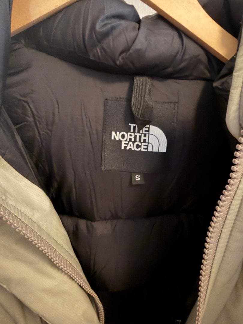 THE NORTH FACE ダウンジャケット S カーキ