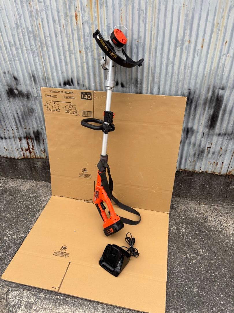 BLACK＆DECKER 36V GLC36N草刈り機　　へポコン