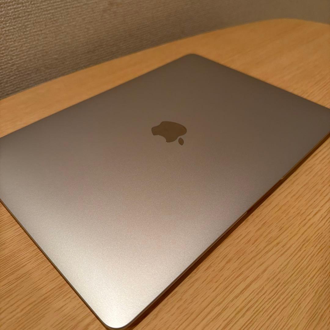 MacBook Air i5 8GB 256GB 充放電回数173回 A2179