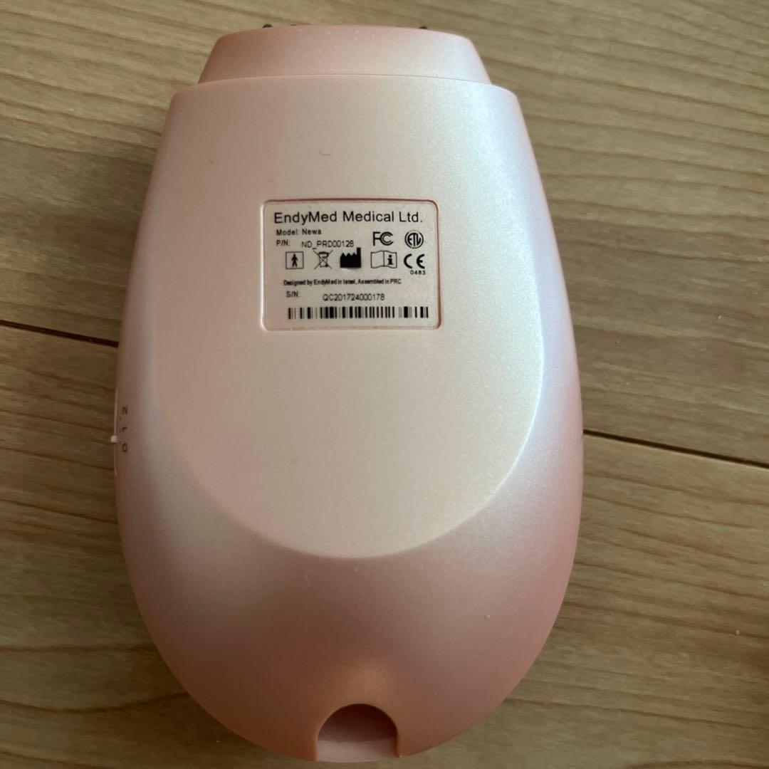 NEWA 美顔器 ピンク