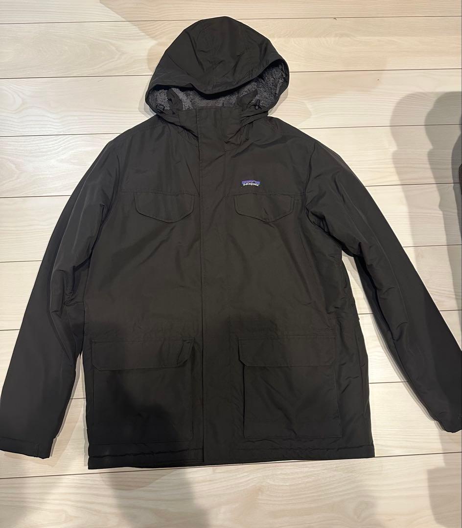 patagonia イスマスパーカー　ブラック