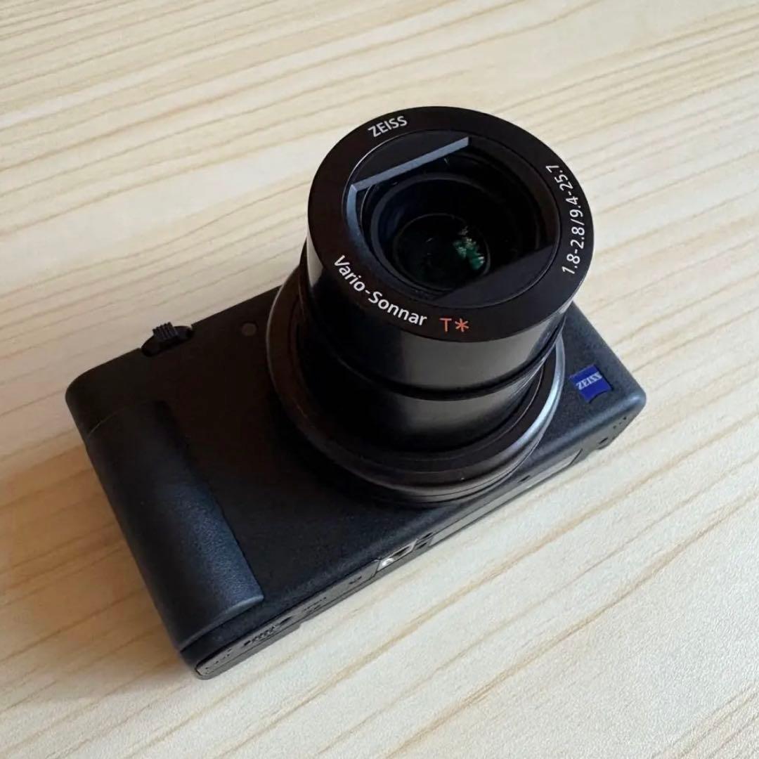 【ジャンク品】SONY VLOGCAM ZV-1 本体・バッテリー・三脚付き