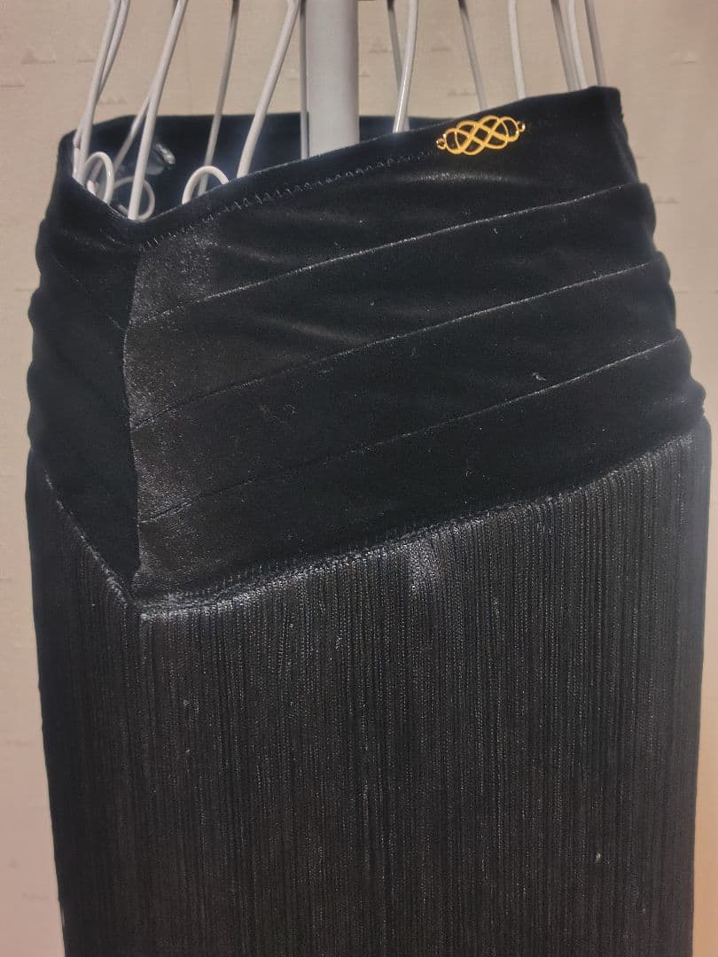 連休前お値下げ!!ジャンティ黒ベロアフリンジ黒 １度着用 フリンジ踊ります