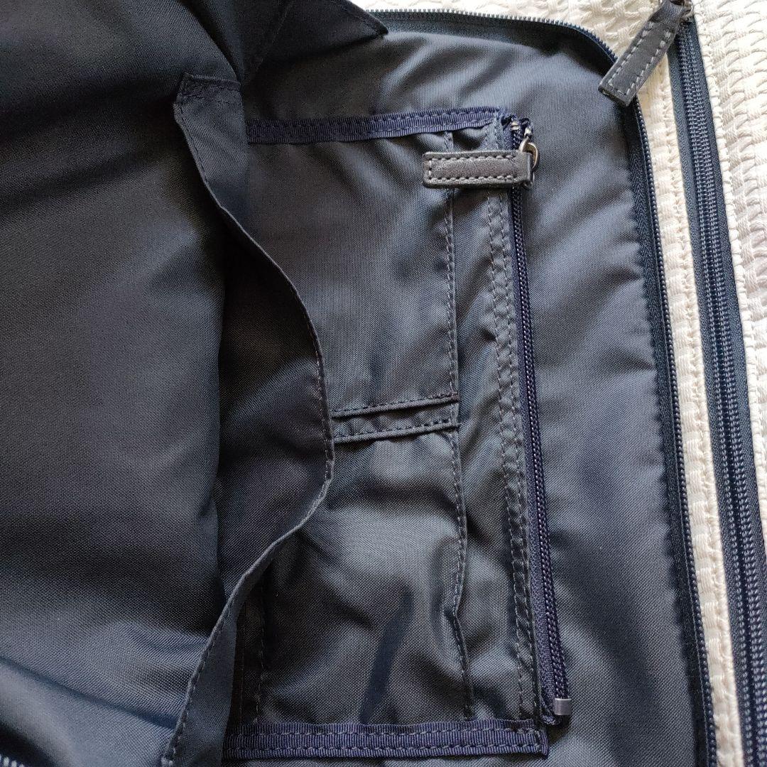 ペレボルサ バッグ リュック ホワイト　バック　防水　レディース　メンズ　　A4