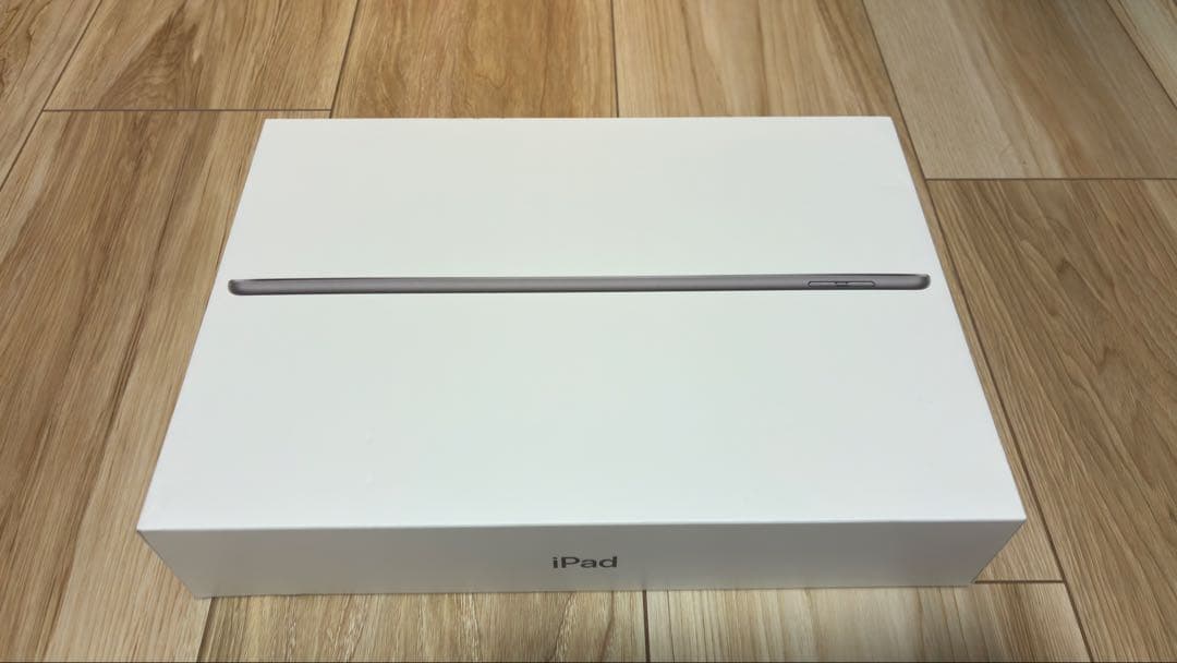 iPad 第九世代　グレー